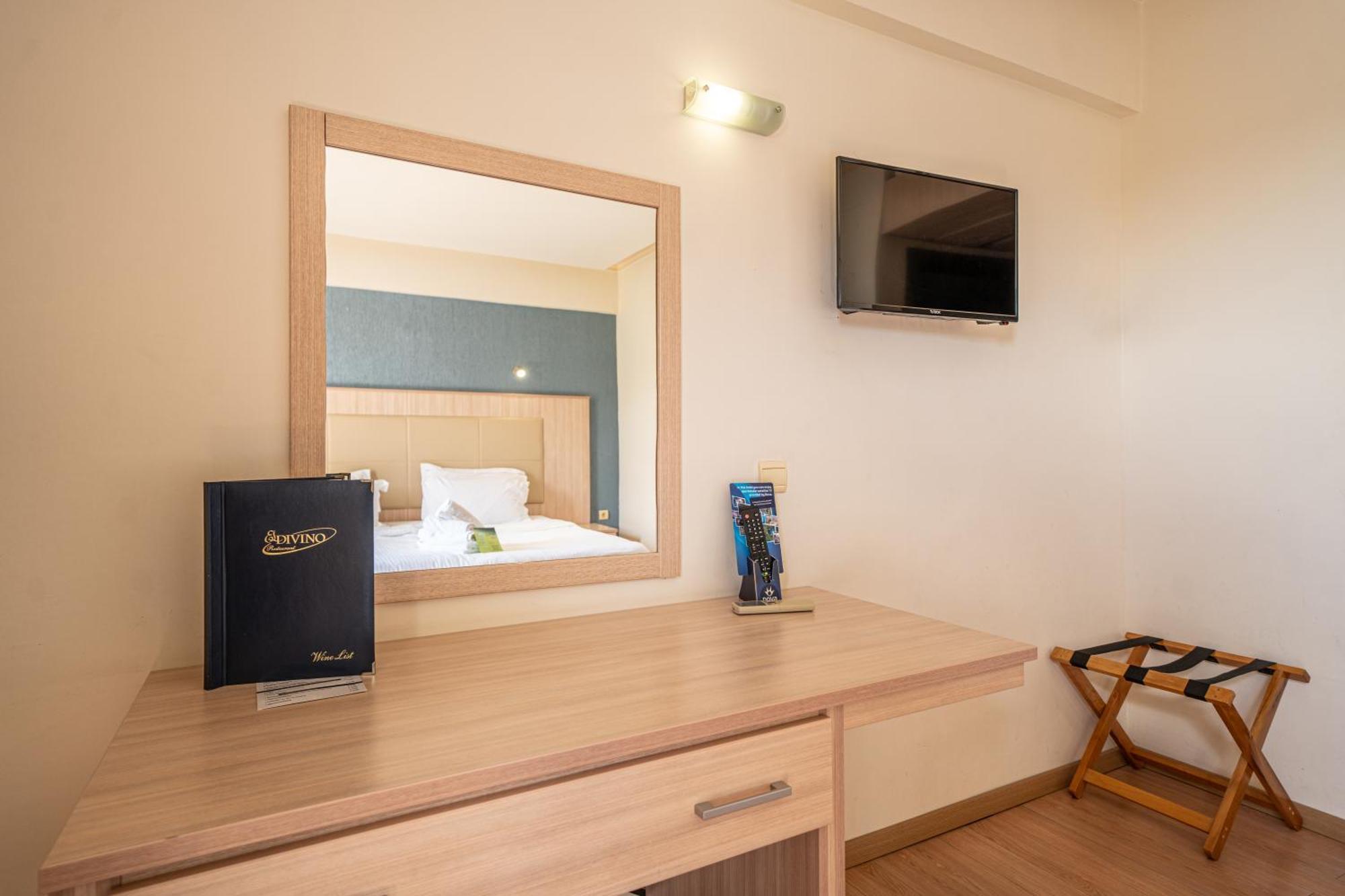 Tselikas Hotel Kozani Habitación foto